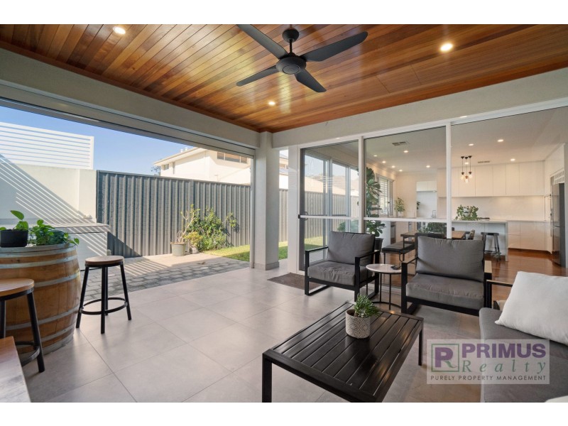 10A Reen Street, St James WA 6102