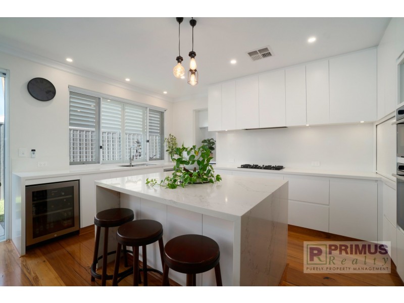 10A Reen Street, St James WA 6102