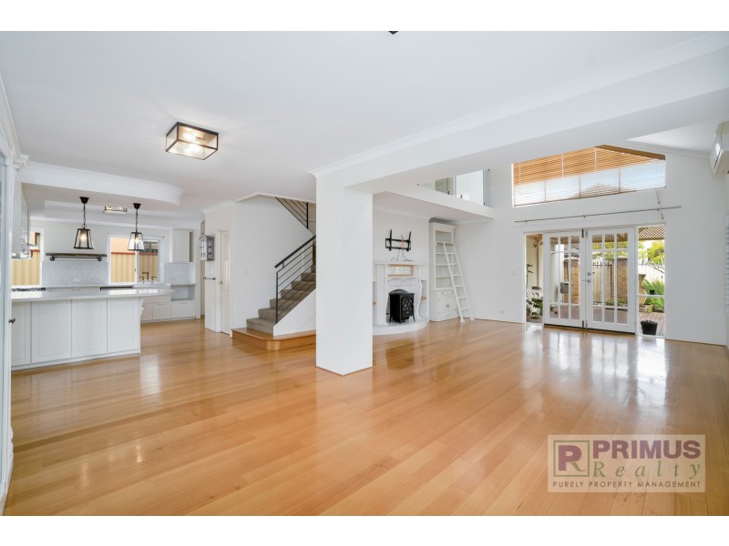 8 Tidewater Way, Ascot WA 6104