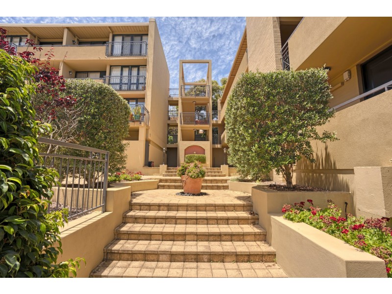 24/16 Hensman Street, South Perth WA 6151