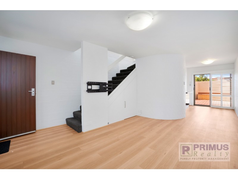 15/373 Canning Highway, Como WA 6152