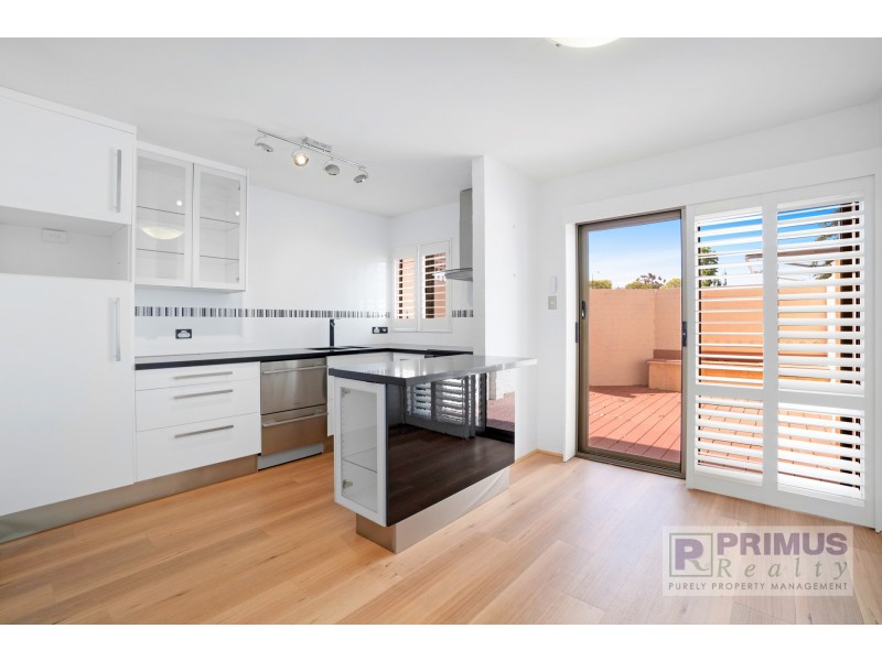 15/373 Canning Highway, Como WA 6152