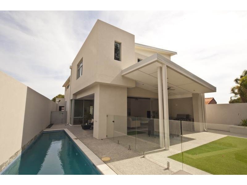 18B Dilkara Way, City Beach WA 6015