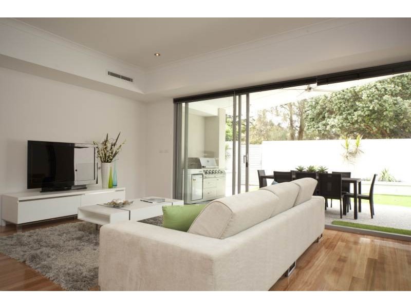 18B Dilkara Way, City Beach WA 6015