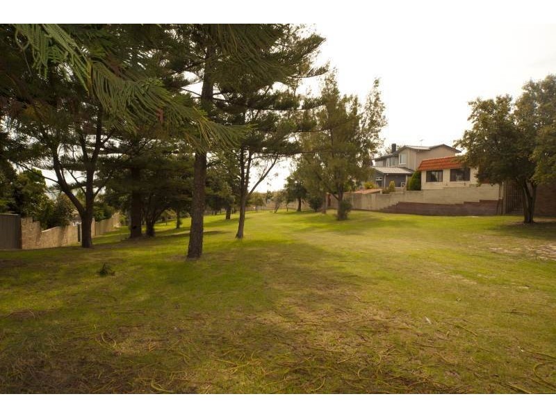 18B Dilkara Way, City Beach WA 6015