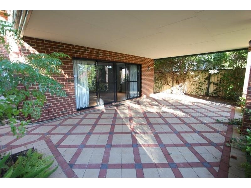 5A Woodloes Street, Cannington WA 6107