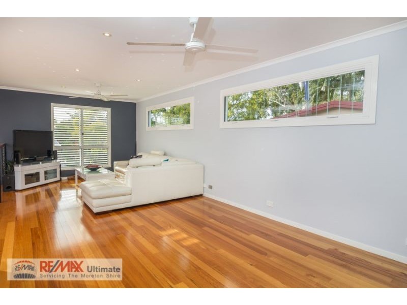 10 Riversleigh Road, Beachmere QLD 4510