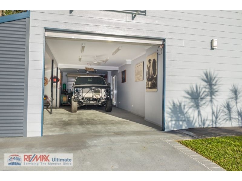10 Riversleigh Road, Beachmere QLD 4510