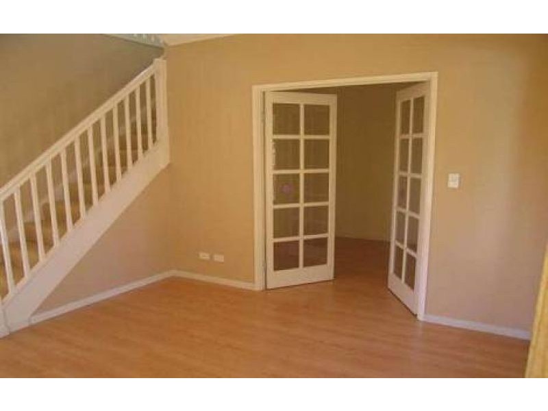 Unit 2 231 King St, Caboolture QLD 4510