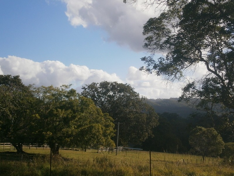 740 Caboolture River RD MOUNTAIN VIEWS ESTATE, Upper Caboolture QLD 4510