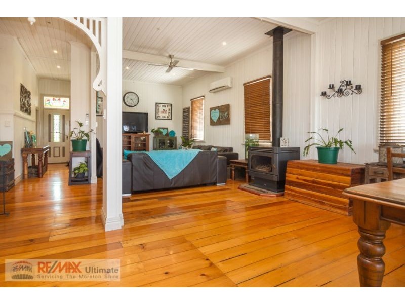 2 Banjo Patterson Drive, Ocean View QLD 4521