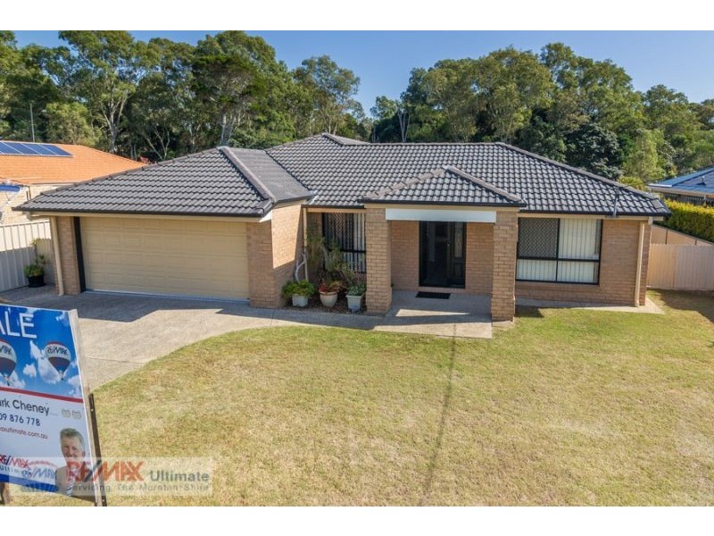 8 Saint Smith Road, Beachmere QLD 4510