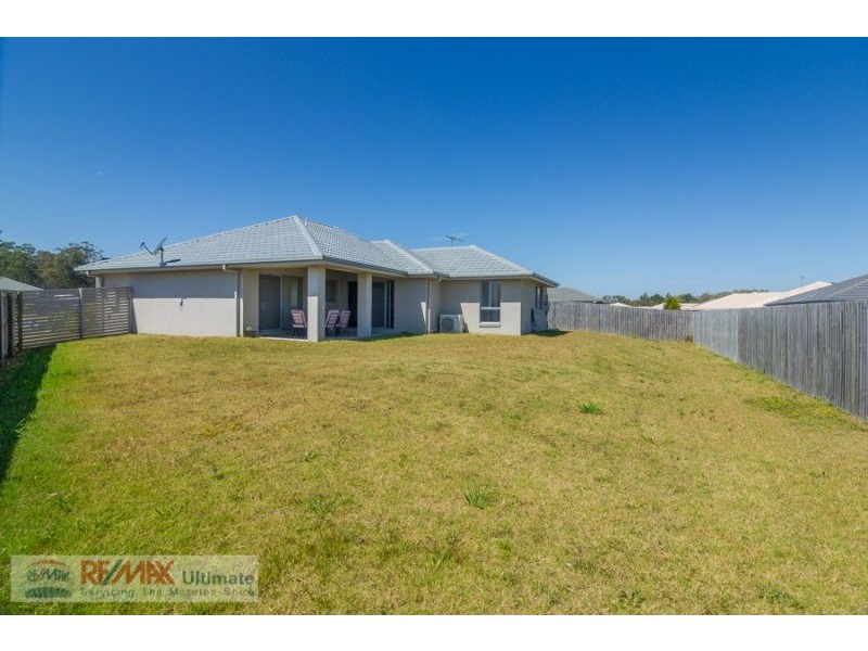 11 Riceflower Court, Sandstone Point QLD 4511
