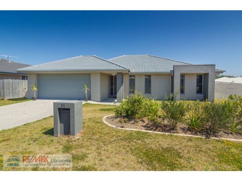 11 Riceflower Court, Sandstone Point QLD 4511