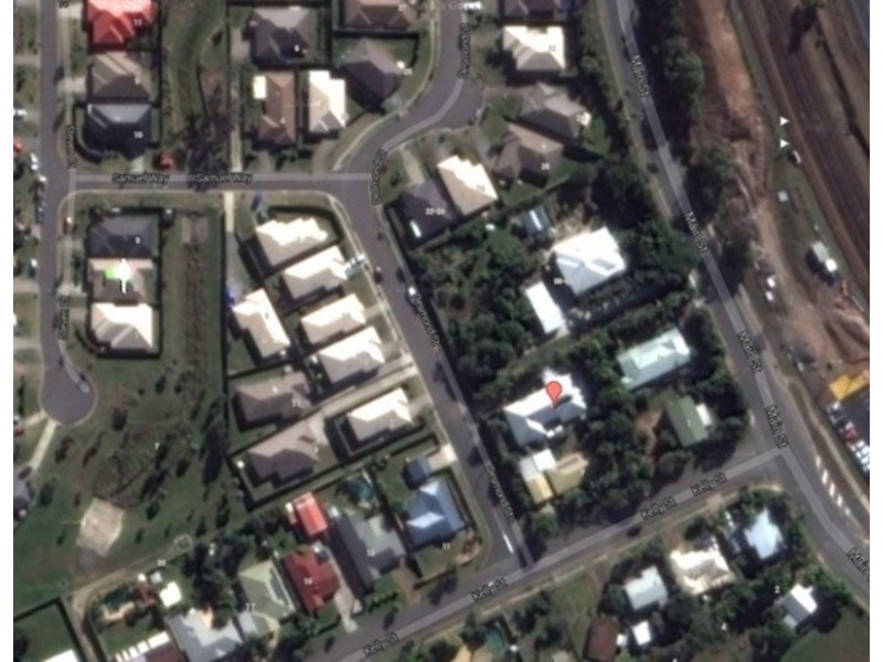 2/4 Desmond Street, Narangba QLD 4504