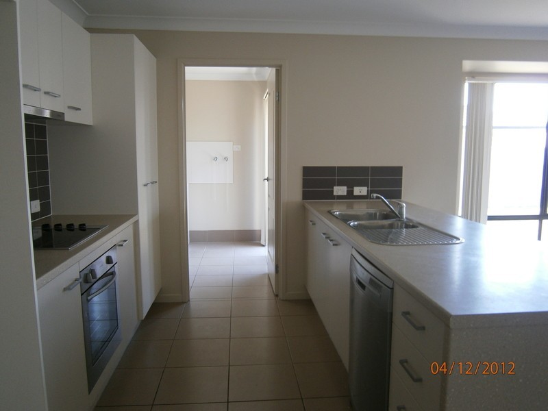 5 Redcedar Place, Morayfield QLD 4506