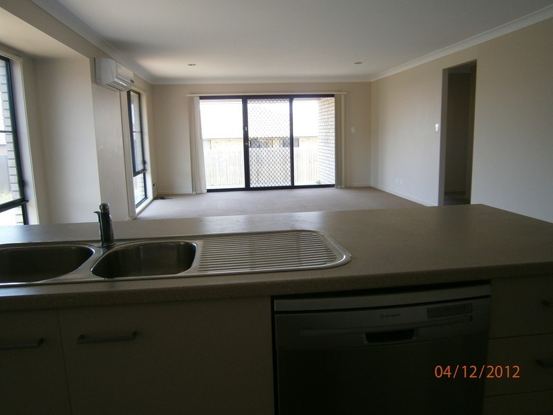 5 Redcedar Place, Morayfield QLD 4506