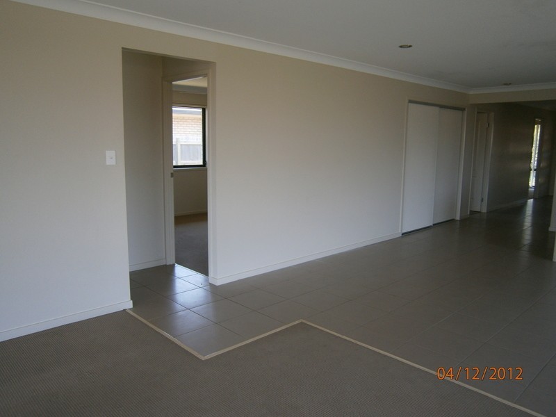 5 Redcedar Place, Morayfield QLD 4506