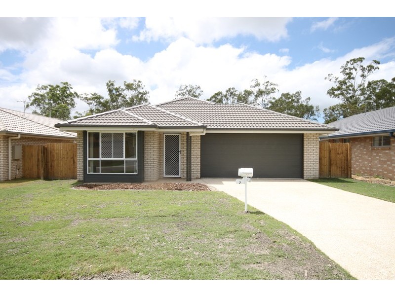 7 Newmarket Drive, Morayfield QLD 4506