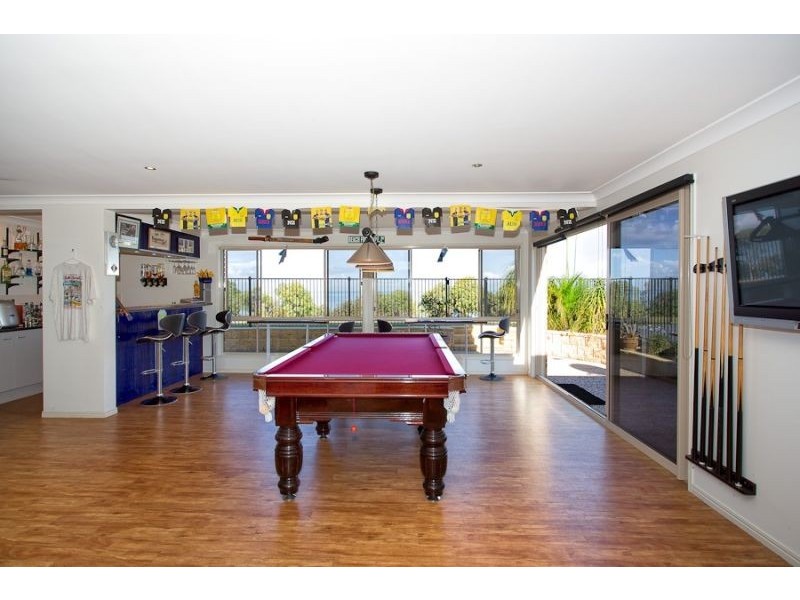 15 Clark Terrace, Sandstone Point QLD 4511