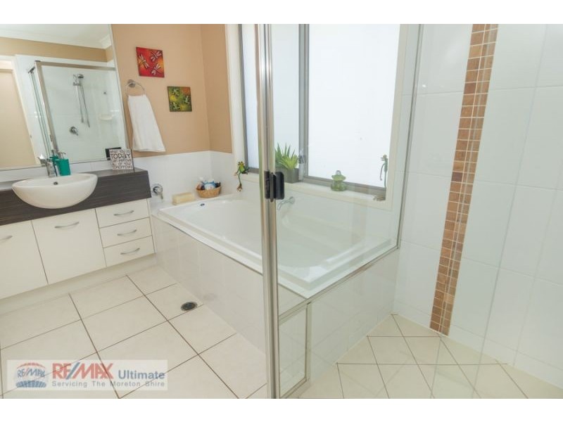 49 Maidenhair Drive, Narangba QLD 4504