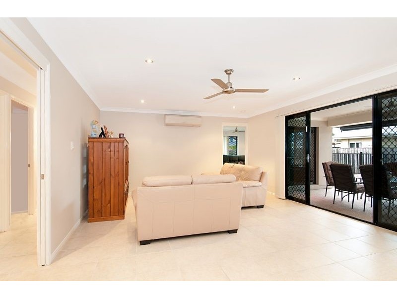 20 Creekside Drive, Narangba QLD 4504