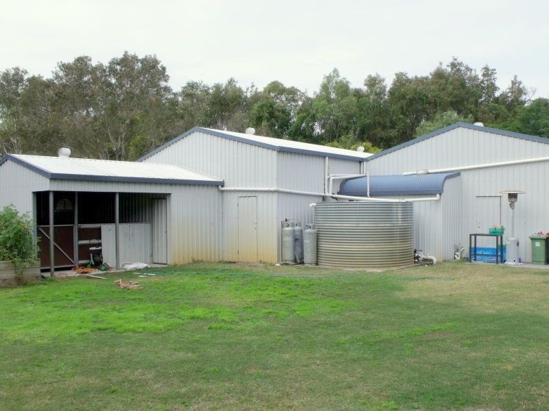 105 Campbell Parade, Beachmere QLD 4510