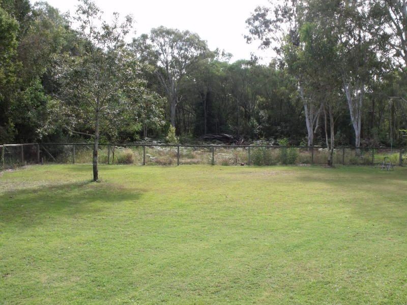 105 Campbell Parade, Beachmere QLD 4510