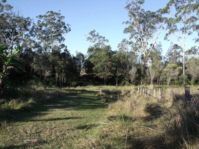 215 Smiths Road, Caboolture QLD 4510