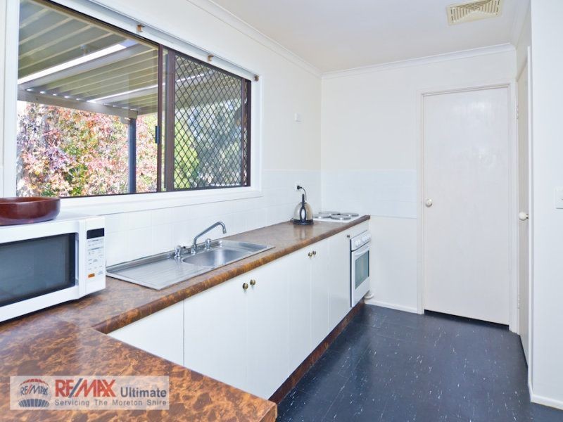 8 Wendy Crescent, Caboolture QLD 4510