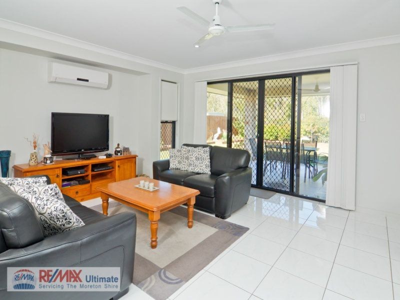 9 Pristine Place, Sandstone Point QLD 4511