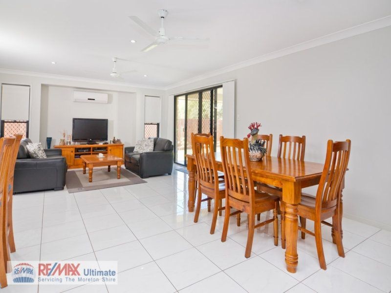 9 Pristine Place, Sandstone Point QLD 4511