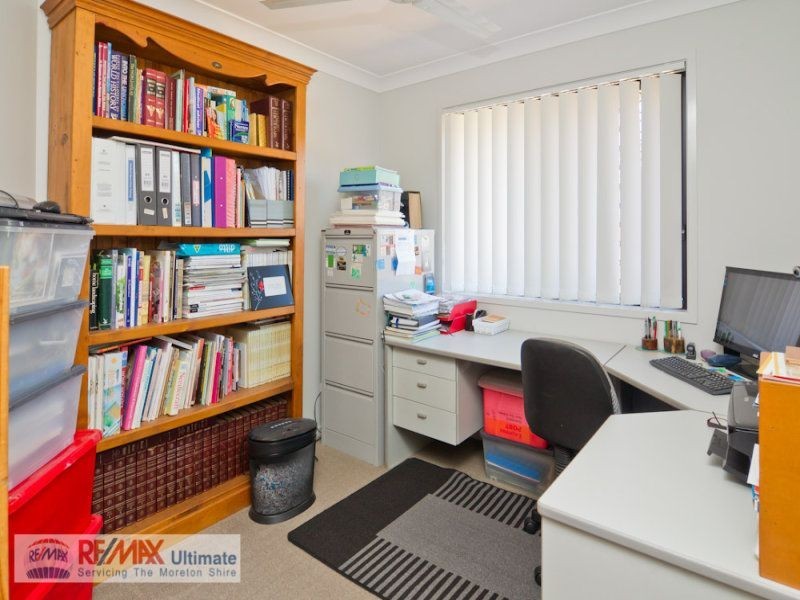 9 Pristine Place, Sandstone Point QLD 4511