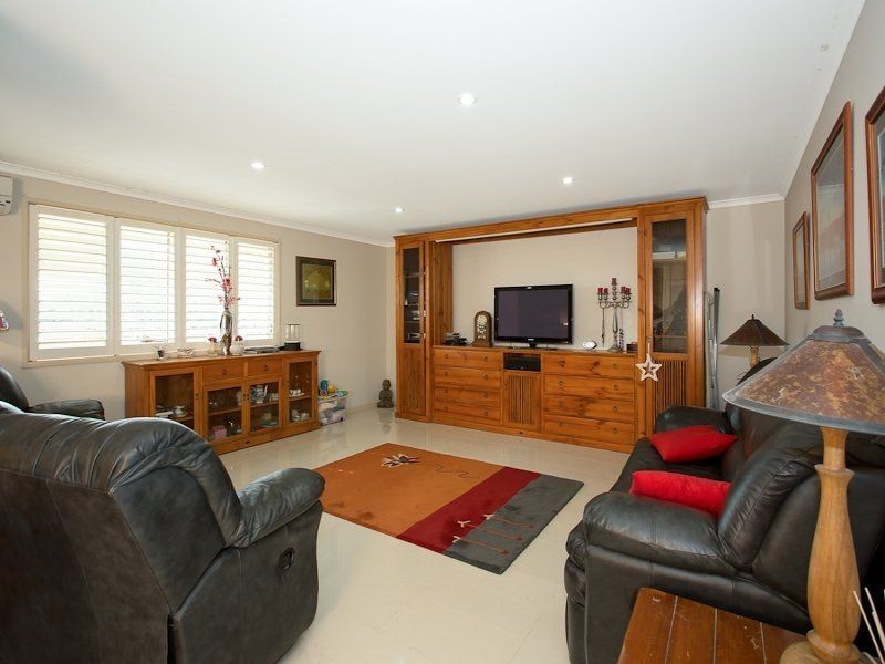 15 Clark Terrace, Sandstone Point QLD 4511