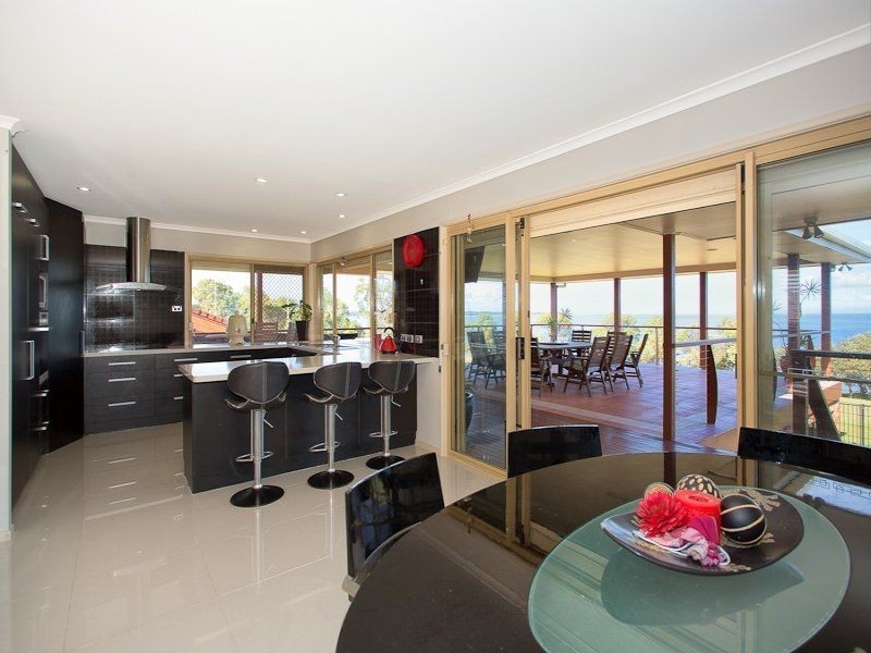 15 Clark Terrace, Sandstone Point QLD 4511