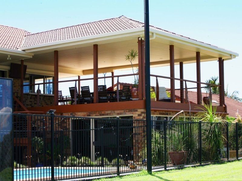 15 Clark Terrace, Sandstone Point QLD 4511