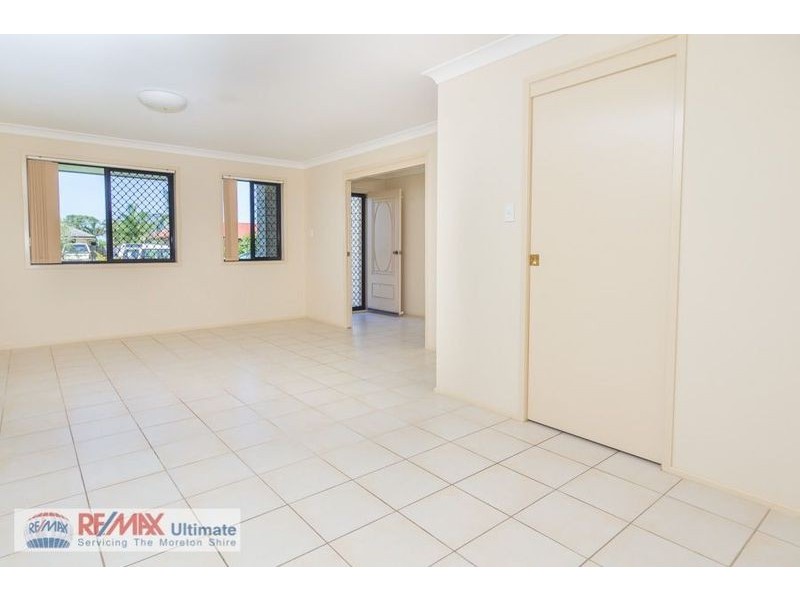34 Columbia Drive, Beachmere QLD 4510