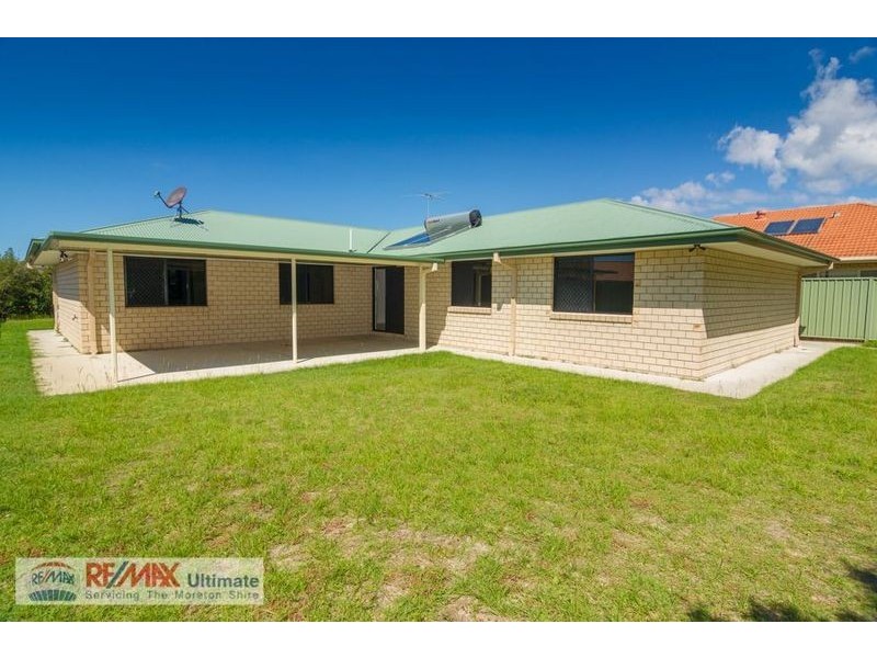 34 Columbia Drive, Beachmere QLD 4510