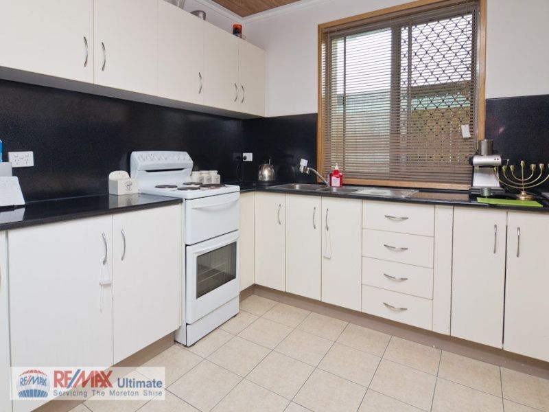 23 Moon Street, Caboolture South QLD 4510