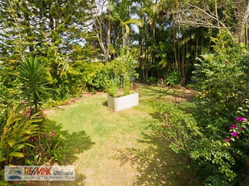 2 Lesley Avenue, Caboolture QLD 4510