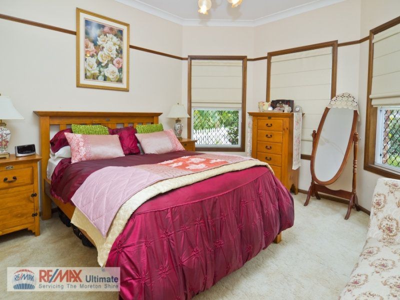 2 Lesley Avenue, Caboolture QLD 4510