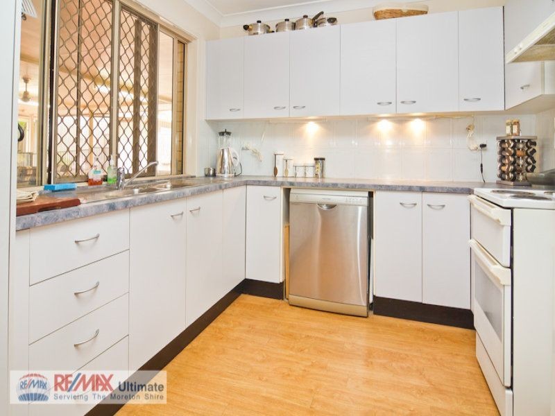 7-11 Oxford Road, Burpengary QLD 4505