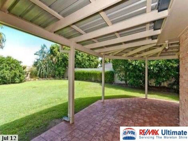 11 Curtin Crescent, Morayfield QLD 4506