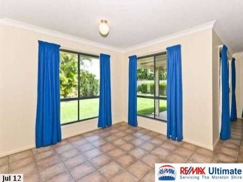 11 Curtin Crescent, Morayfield QLD 4506