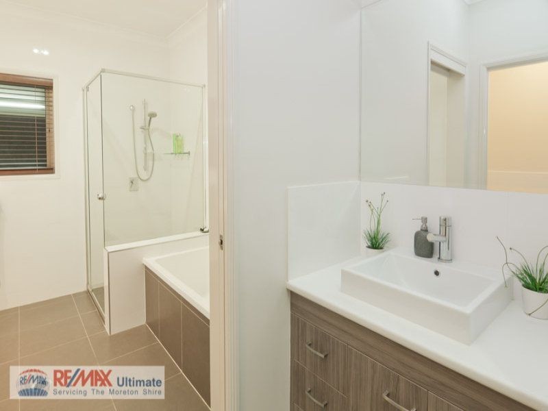 82 Burgundy Drive, Morayfield QLD 4506