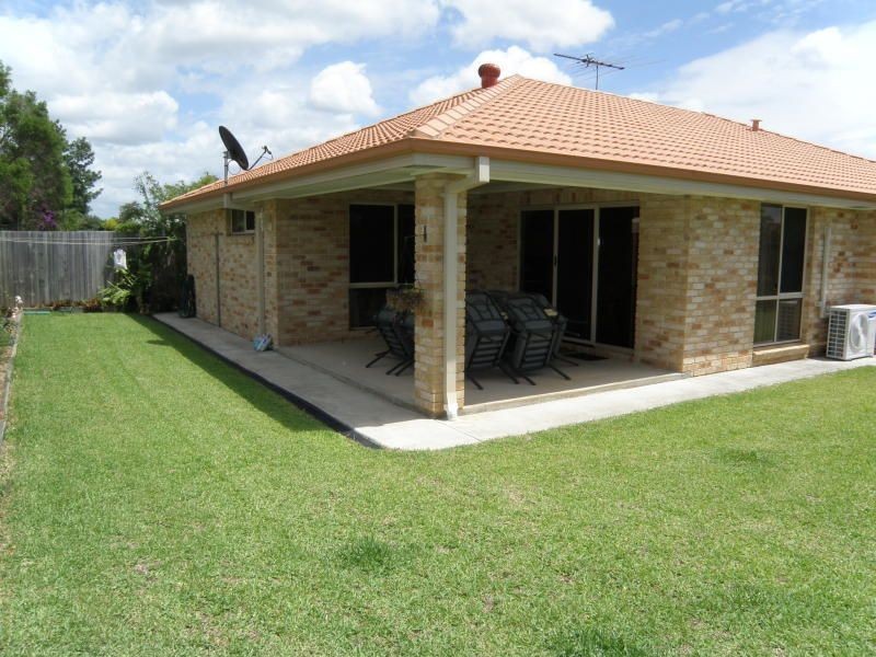 77 Summerfields  Dr, Caboolture QLD 4510