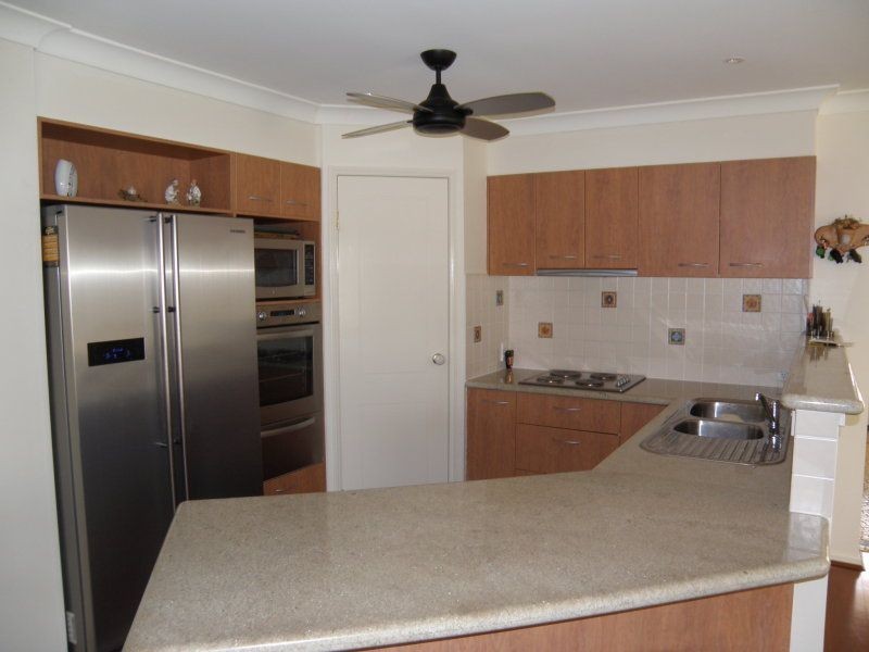 77 Summerfields  Dr, Caboolture QLD 4510