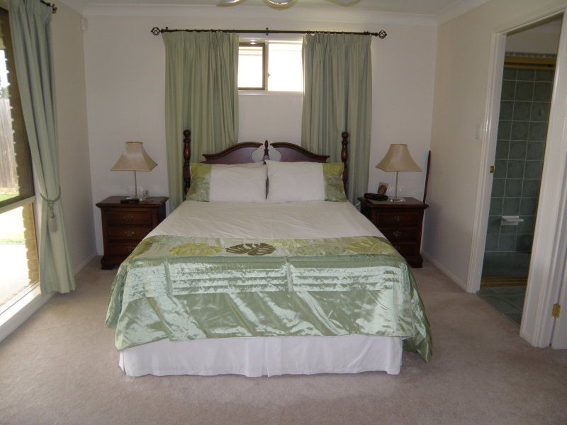 77 Summerfields  Dr, Caboolture QLD 4510