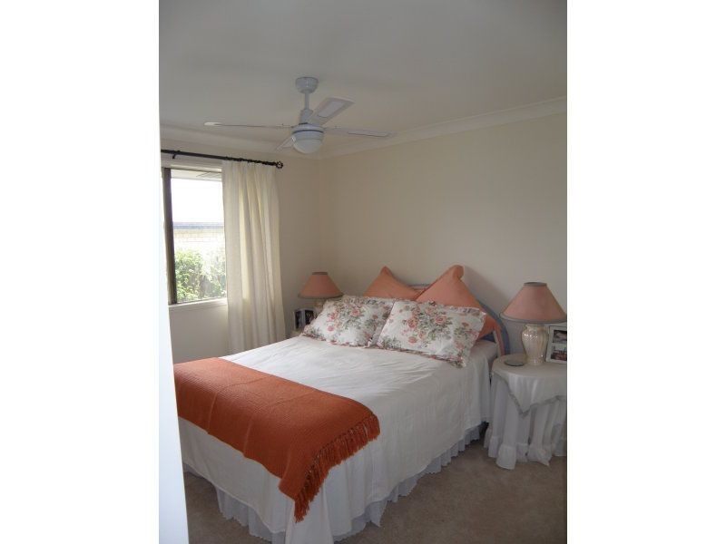 77 Summerfields  Dr, Caboolture QLD 4510