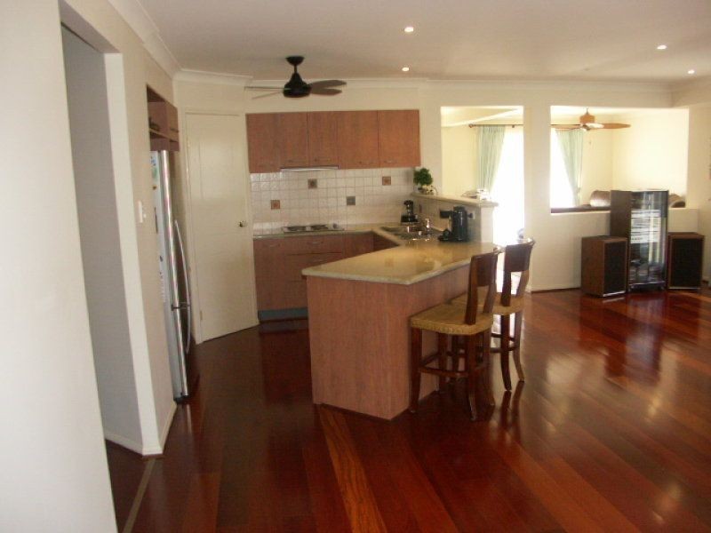 77 Summerfields  Dr, Caboolture QLD 4510